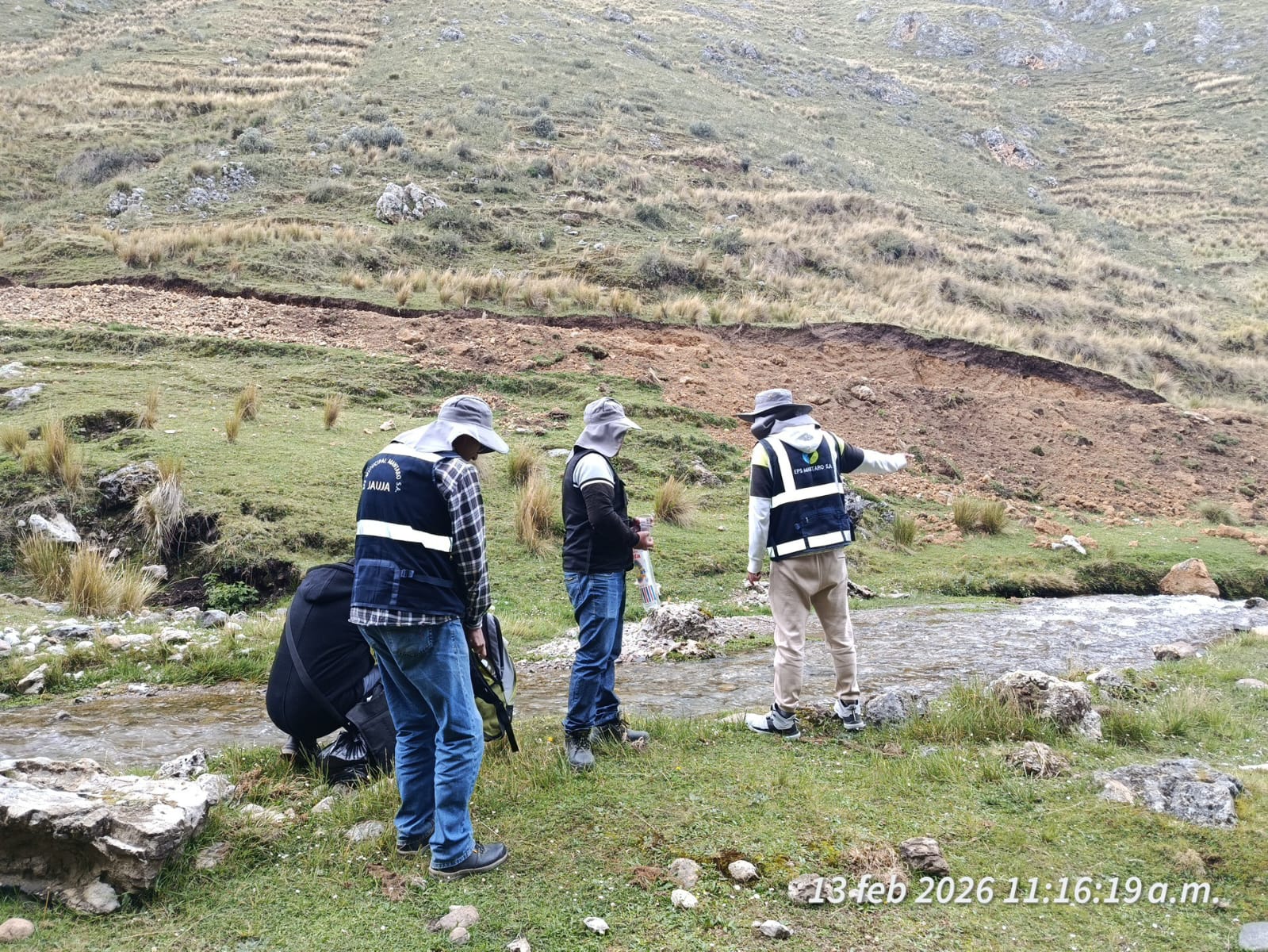 Laguna y pajonal altoandino en la cuenca
